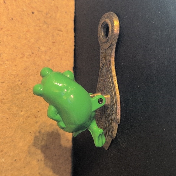 Vintage ALLIED BRASS Frog Paper Clip Letter Holder - Picture 3 of 8